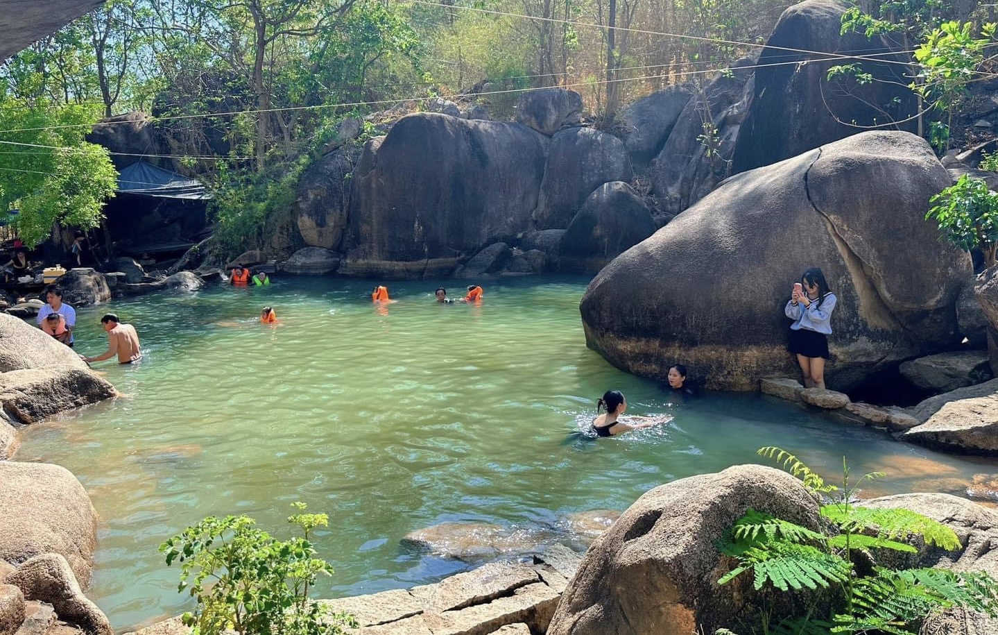 Chau-Duc-Stone-Stream