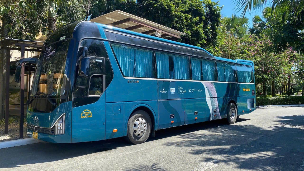 the-grand-ho-tram