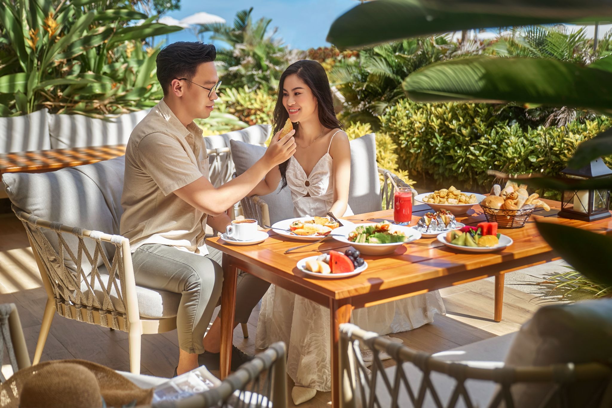 date spots in Ho Tram