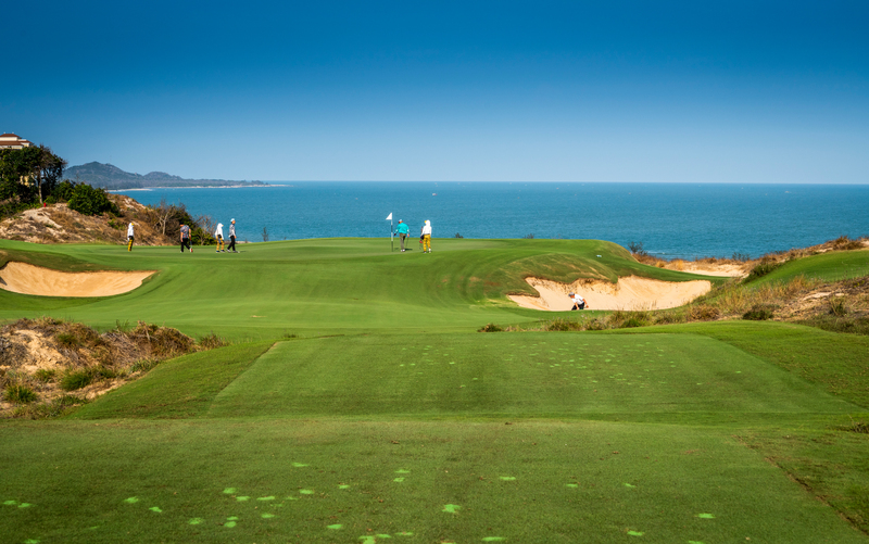 The Bluffs Grand Ho Tram was designed by golf legend Greg Norman. san-golf-ho-tram
